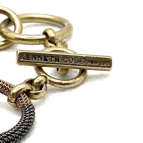 Kenneth Cole Bracelet Textured Circles 7” - Picture 7 of 7